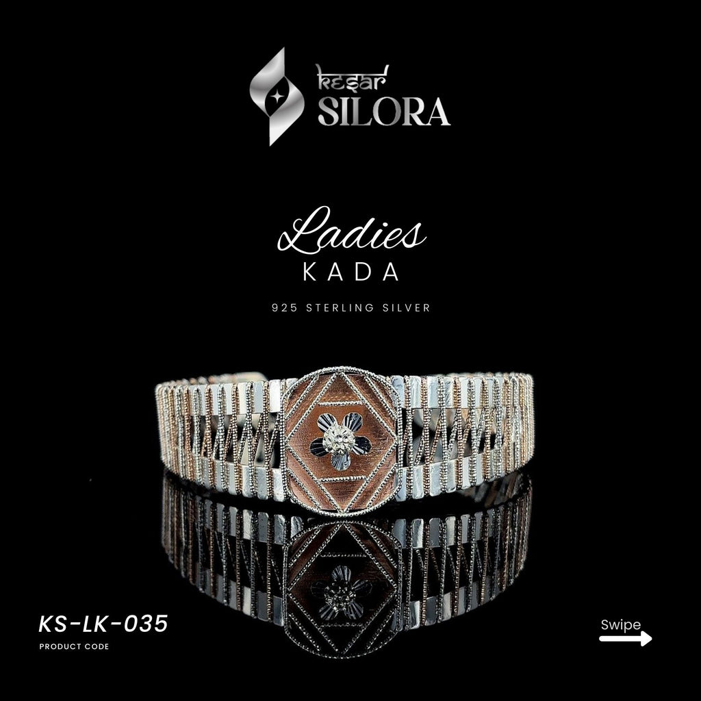 Ornate Central Floral Motif Kada