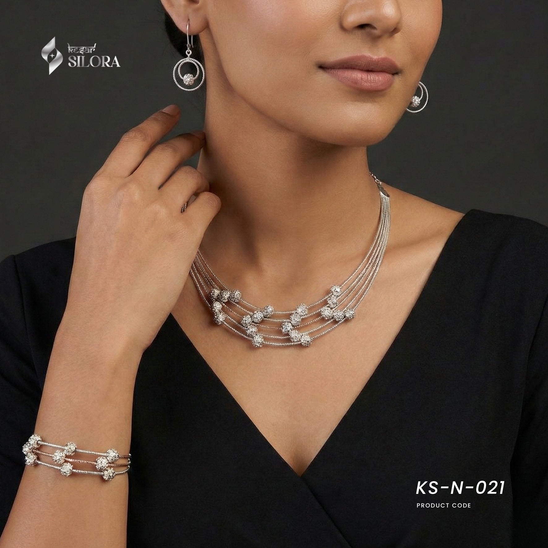 Bloom Necklace Set